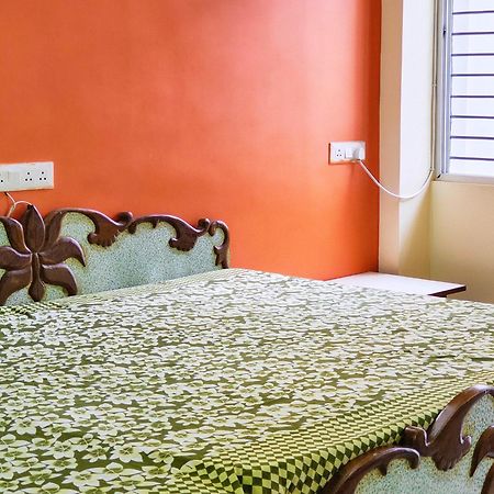 Anand Yatri Grah - Home Stay, Уджайн Екстериор снимка